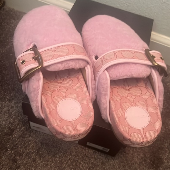 Coach Pink Fuzzy Kids Slippers - Picture 2 of 5